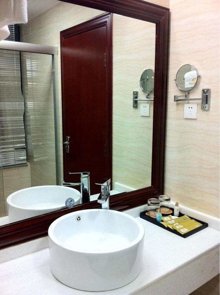 Xiamen Convention Center Edinburgh International Hotel מראה חיצוני תמונה